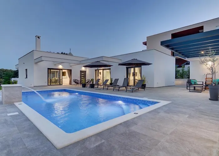 Villa Design M Pula, Pjescana Uvala